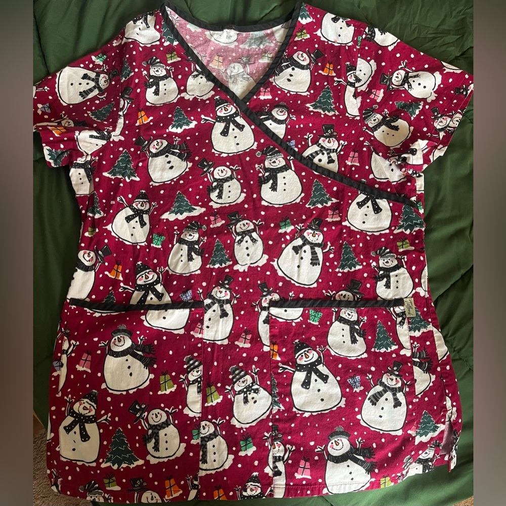 Festive Snowman winter holiday Print Scrub Top
